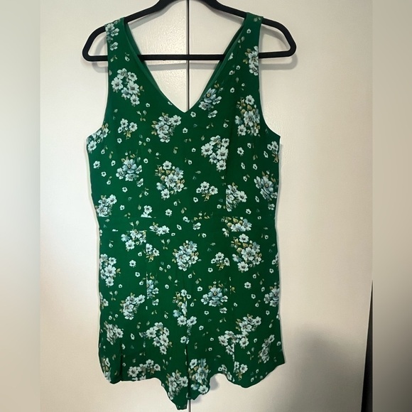 LOFT Green Floral Romper - Picture 1 of 5